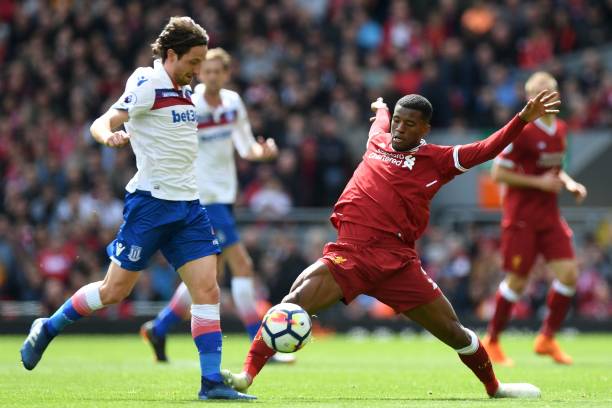 乎构建了一 乎构建了一