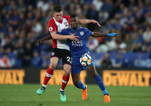 是足球俱乐 是足球俱乐